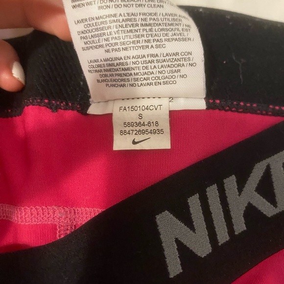 nike pros - Picture 2 of 4